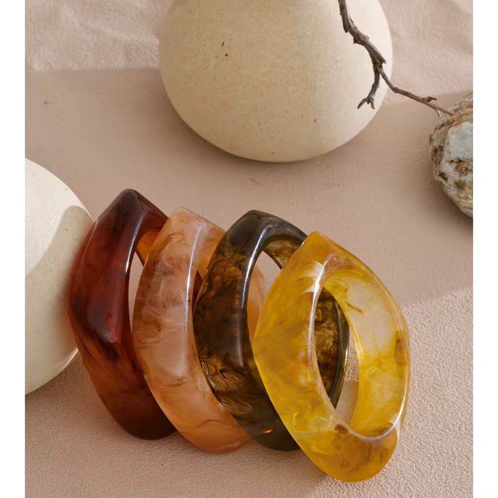 Vintage Style Resin Bracelet