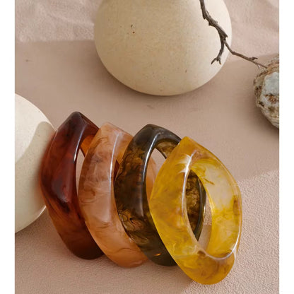 Vintage Style Resin Bracelet