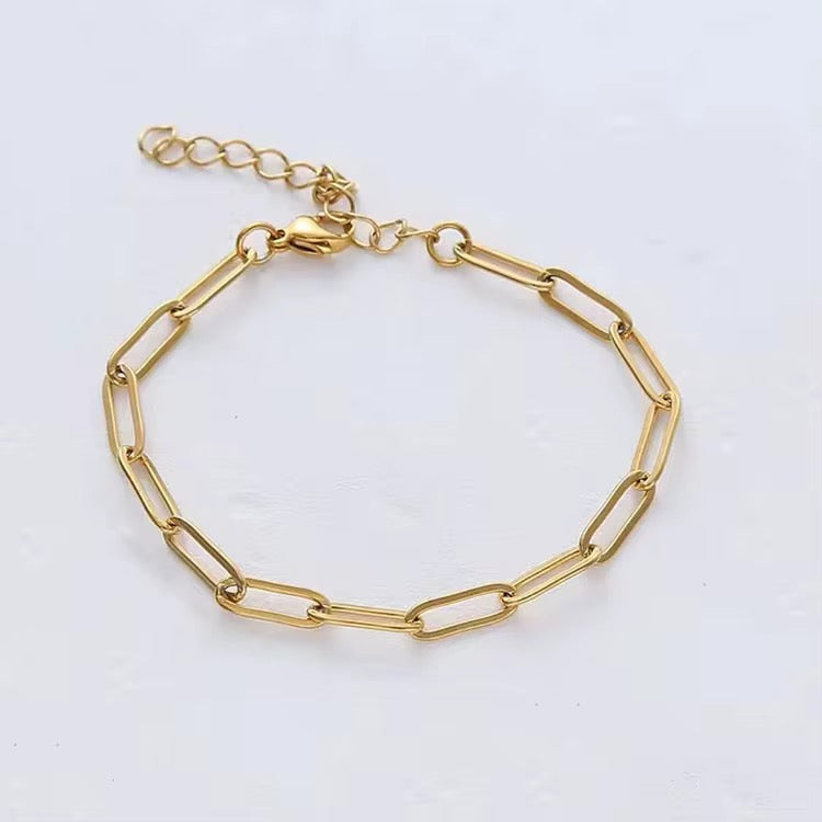 The Sleek Link Bracelet