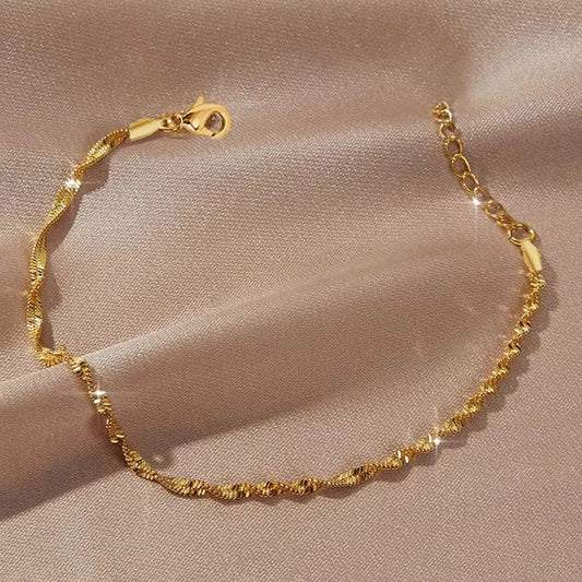 Twisted Luxe Chain Bracelet